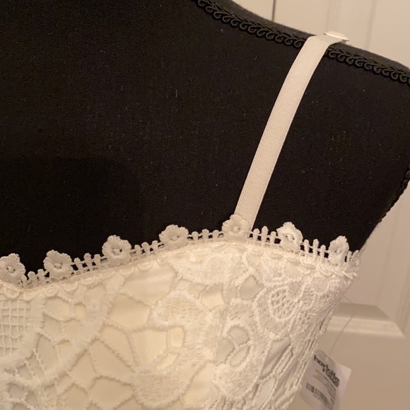 Charlotte Russe | mid dress | lace | white | xsmall - Picture 4 of 7